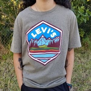 Levi's Mountain Graphic Tee